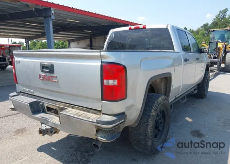 2018 GMC Sierra 2500Hd z USA, uszkodzony, nr VIN 1GT12REG9JF241045